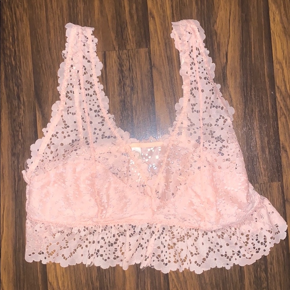 Jessica Simpson pull over bralette